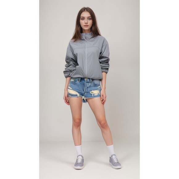 Levi's Shorts 501 Women Sz 26 Light Wash Blue Distressed Cut Off Button Fly‎ - Picture 1 of 12